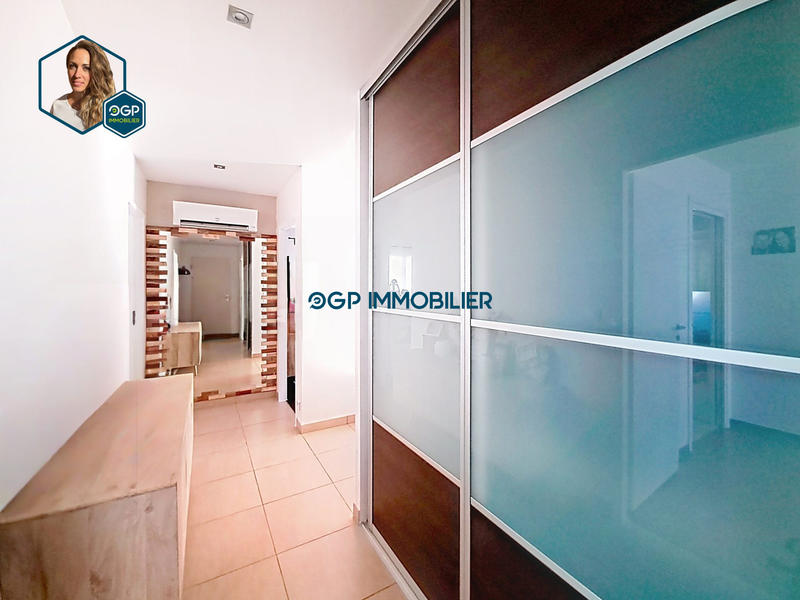 Maison - 93 m² - 4 pièces