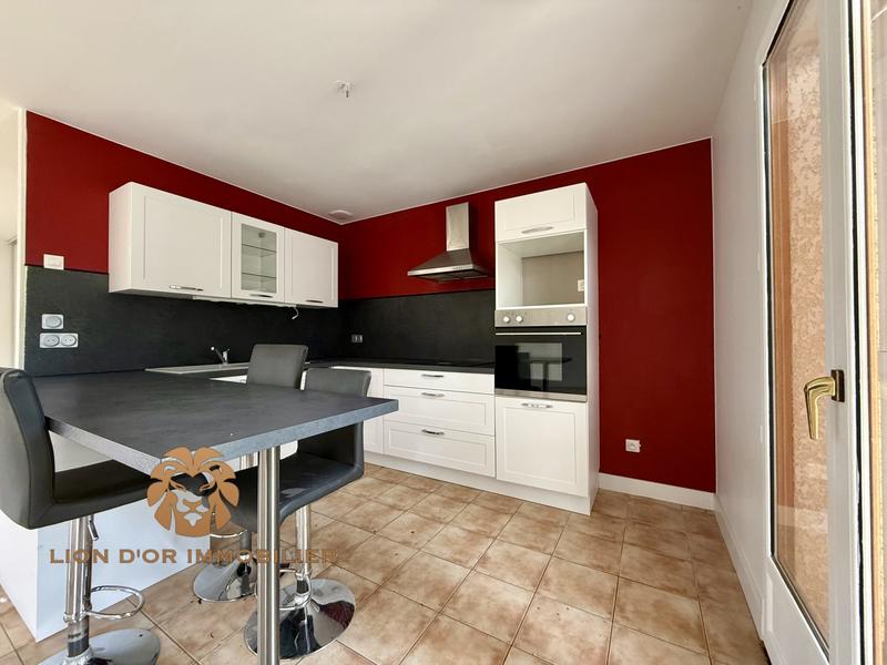 Maison - 103 m² - 5 pièces