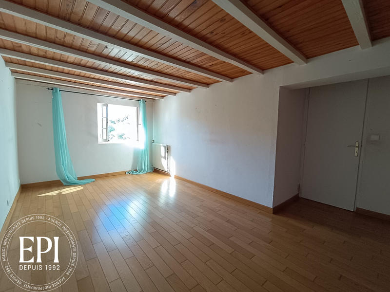 Propriété - 170 m² - 7 pièces