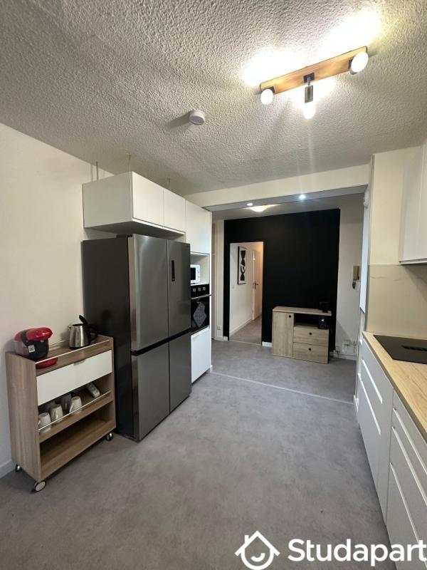 Chambre - 9 m² - 1 pièce