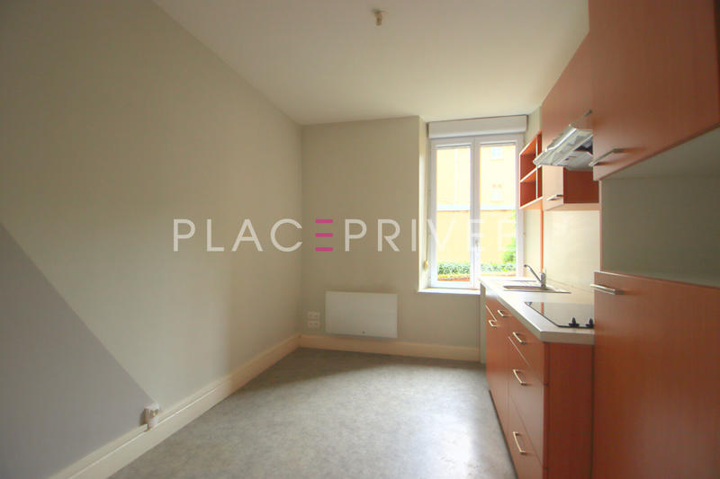 Immeuble - 19 pièces