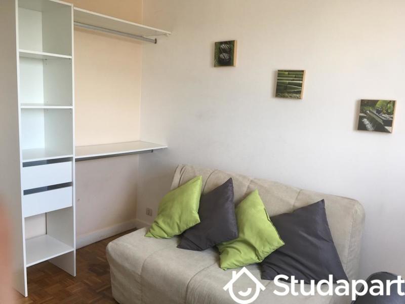 Chambre - 12 m² - 1 pièce