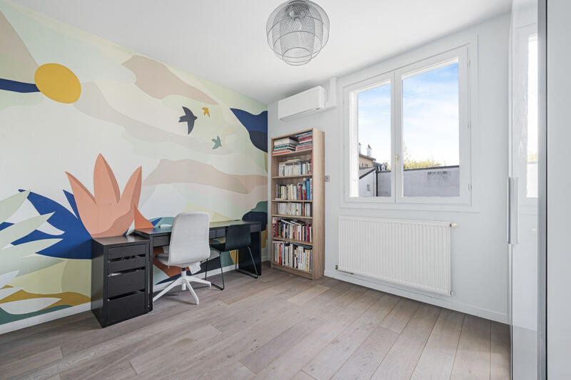 Maison - 200 m² - 7 pièces