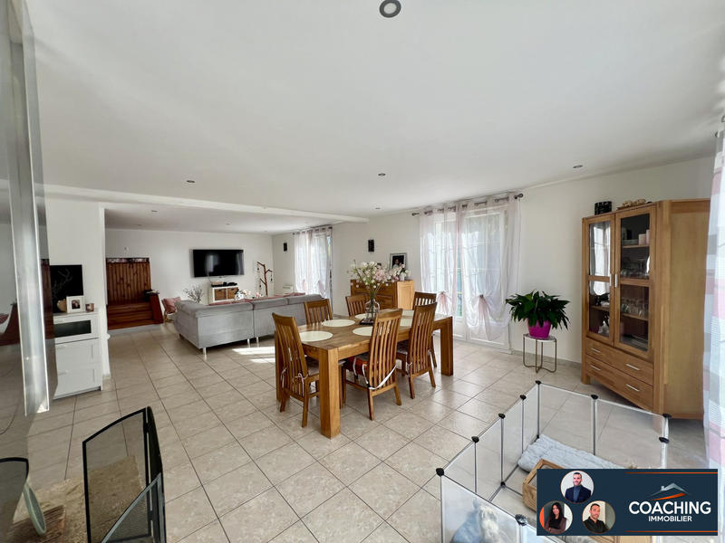 Maison - 160 m² - 5 pièces