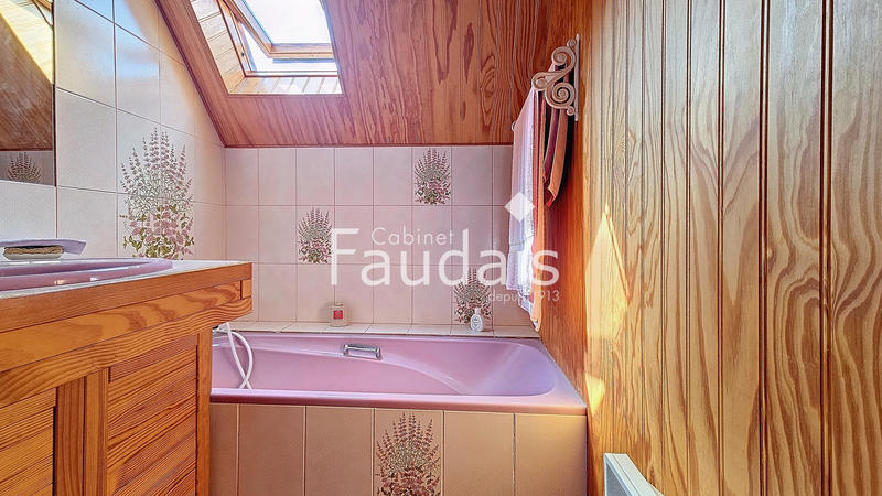 Maison - 77 m² - 5 pièces