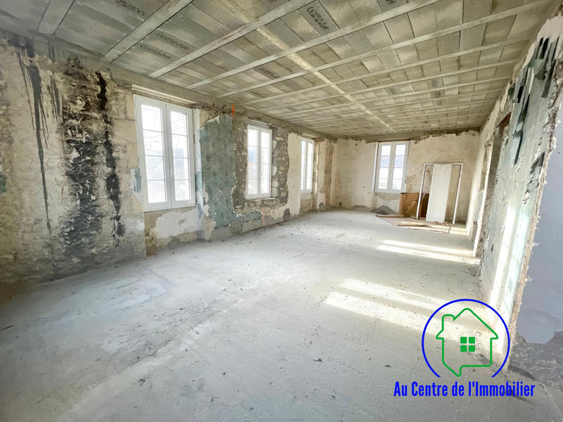 Maison - 343 m² - 6 pièces