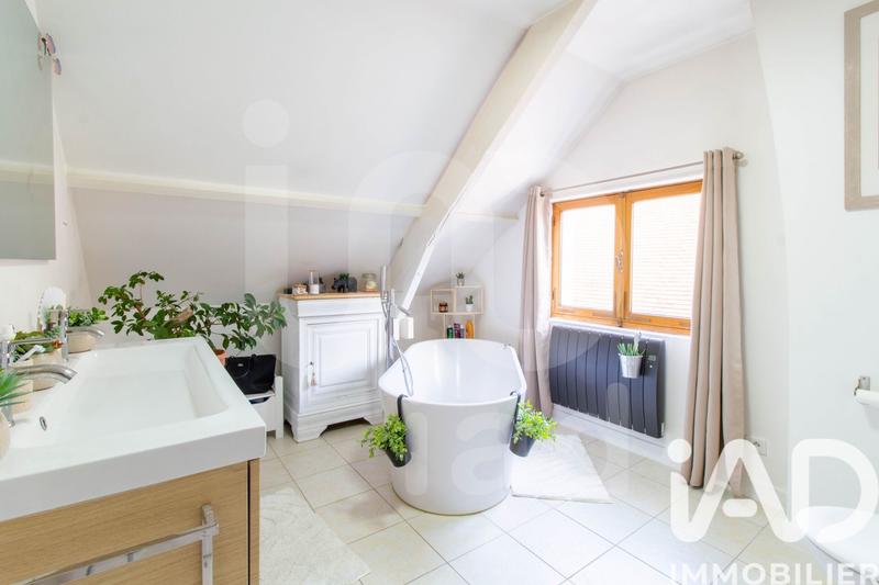 Maison - 110 m² - 6 pièces