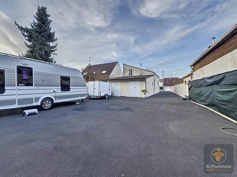 Maison - 130 m² - 3 pièces