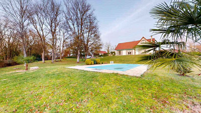 Maison - 138 m² - 6 pièces