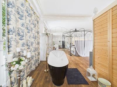 Appartement - 200 m² - 10 pièces