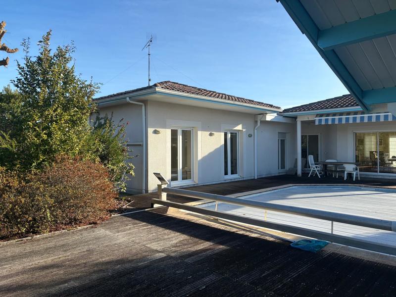 Maison - 175 m² - 7 pièces