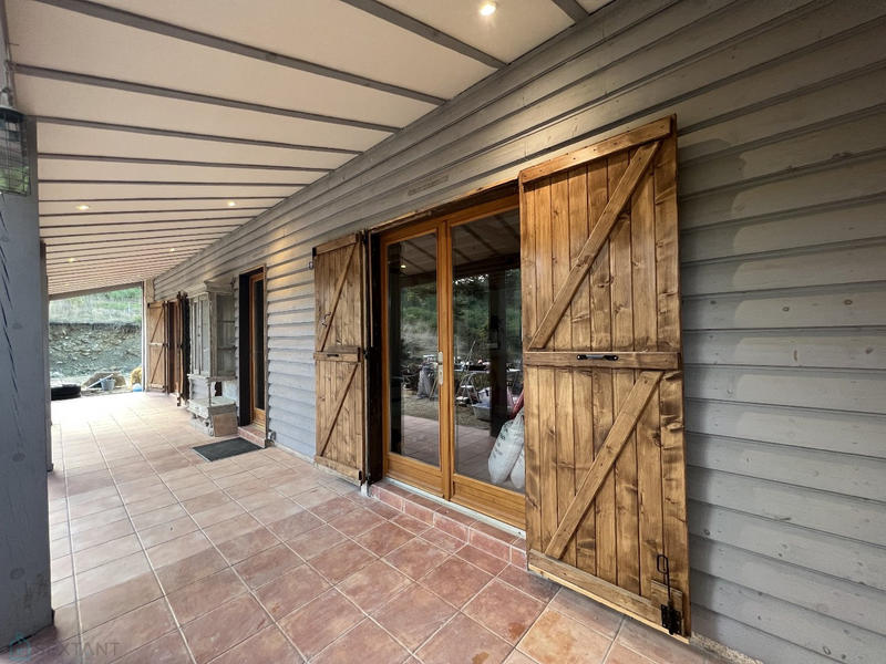 Maison - 170 m² - 5 pièces