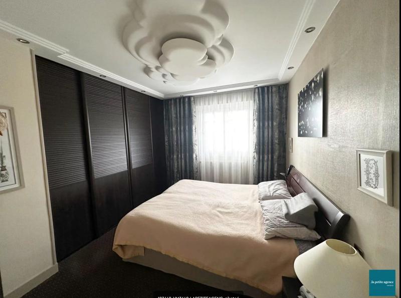 Maison - 156 m² - 7 pièces