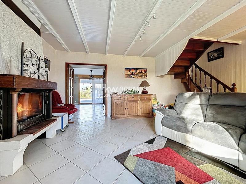 Maison - 183 m² - 7 pièces