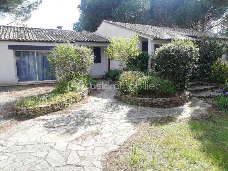 Maison traditionnelle - 130 m² - 6 pièces