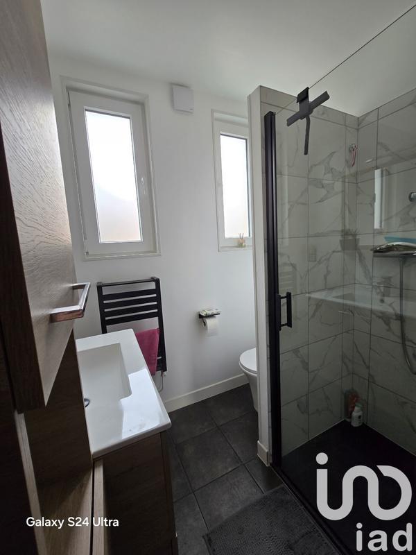 Maison - 95 m² - 5 pièces