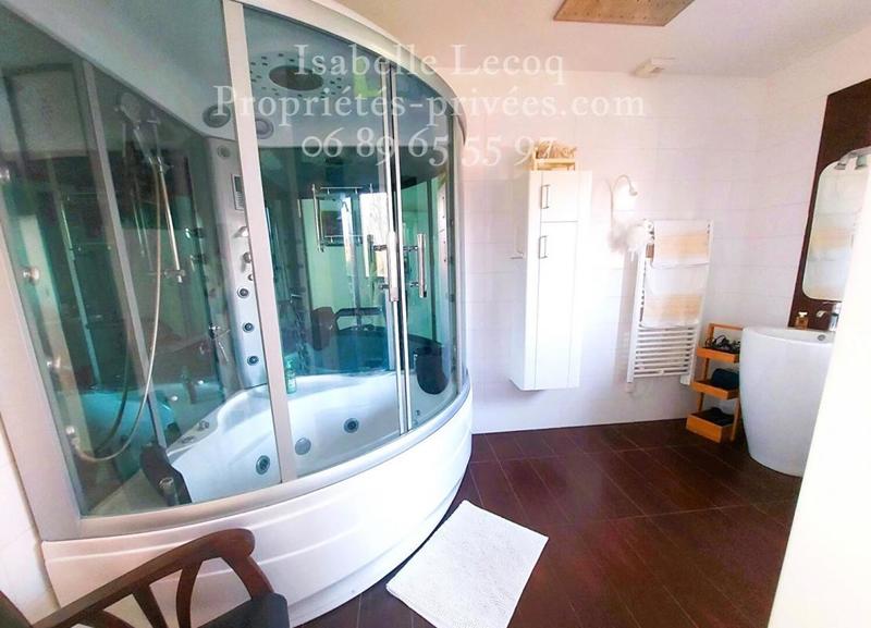 Maison - 170 m² - 6 pièces