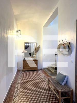 Maison de maîtres - 251 m² - 7 pièces