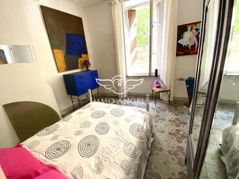 Maison - 185 m² - 7 pièces