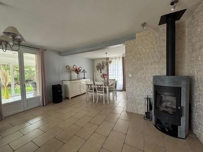 Maison - 153 m² - 4 pièces