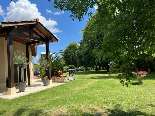 Villa - 170 m² - 6 pièces