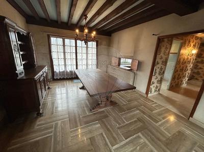 Maison - 103 m² - 5 pièces