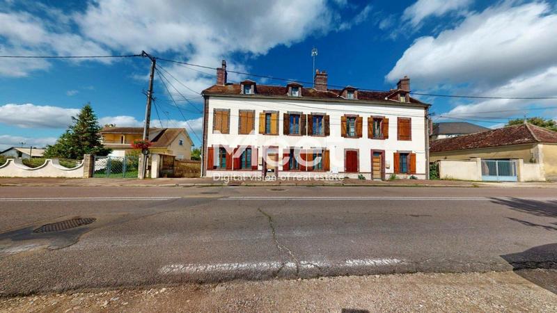 Immeuble - 230 m² - 10 pièces