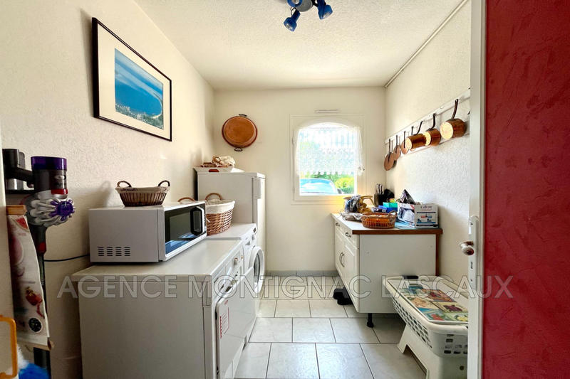 Maison - 220 m² - 6 pièces