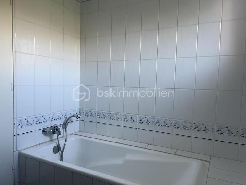 Maison traditionnelle - 79 m² - 5 pièces