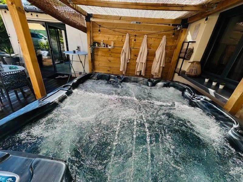 Maison - 185 m² - 7 pièces