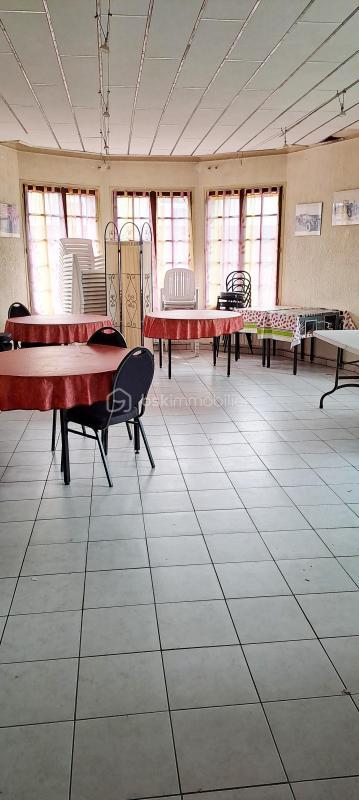 Local d'activité / Entrepôt - 650 m² - 19 pièces