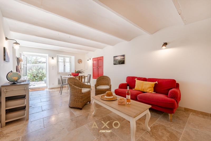 Maison de domaine - 567 m² - 25 pièces