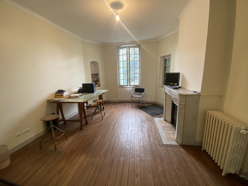 Maison - 230 m² - 10 pièces