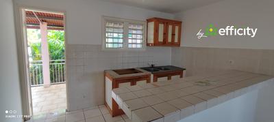 Maison - 84 m² - 4 pièces