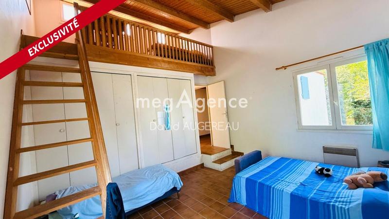 Maison traditionnelle - 151 m² - 5 pièces