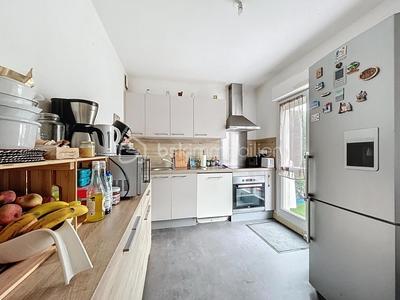 Maison - 79 m² - 5 pièces