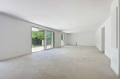 Appartement - 107 m² - 4 pièces