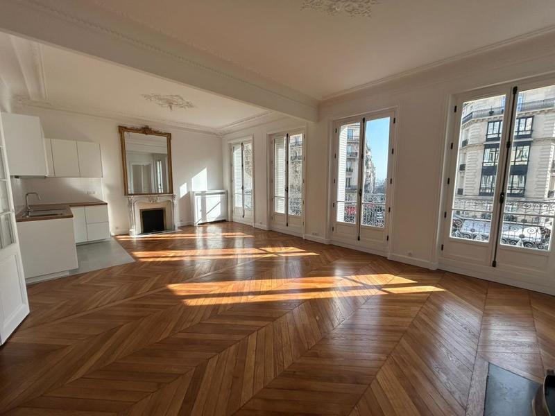Appartement - 102 m² - 4 pièces