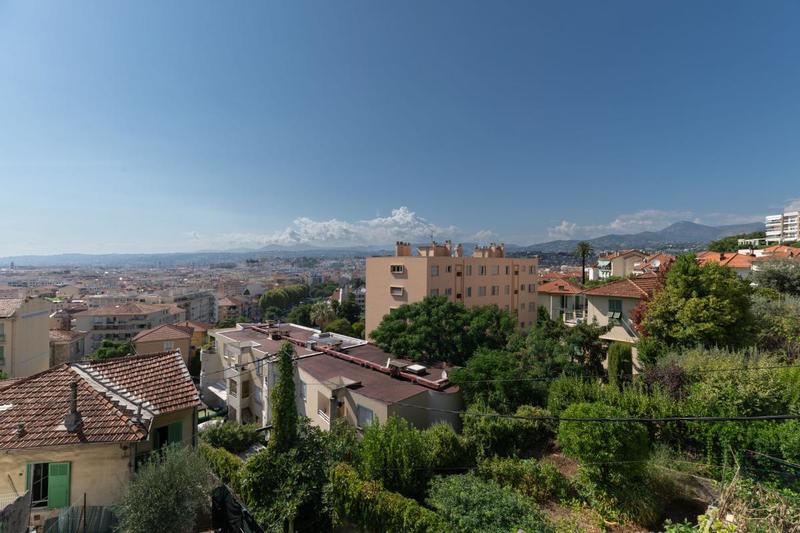 Appartement - 84 m² - 4 pièces