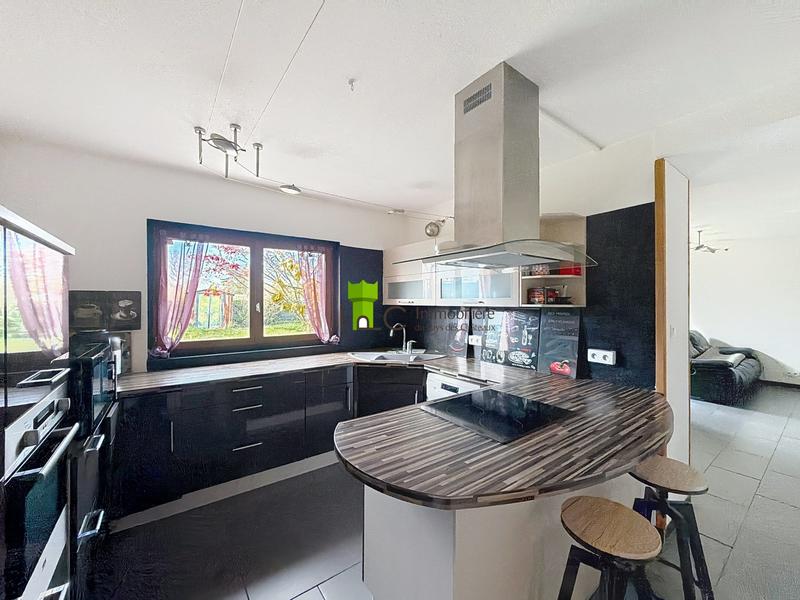 Maison - 120 m² - 5 pièces