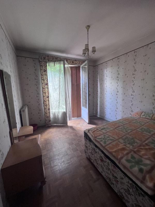 Maison - 185 m² - 7 pièces