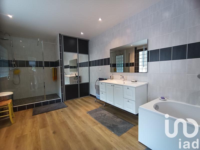 Maison - 103 m² - 3 pièces