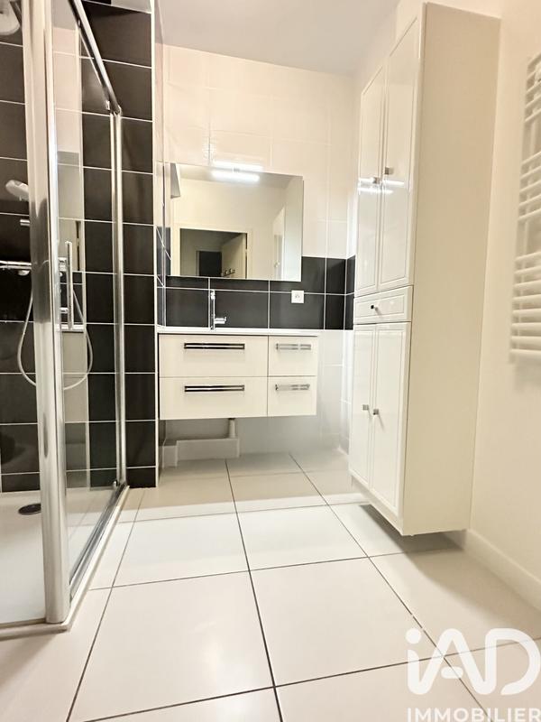 Appartement - 77 m² - 4 pièces