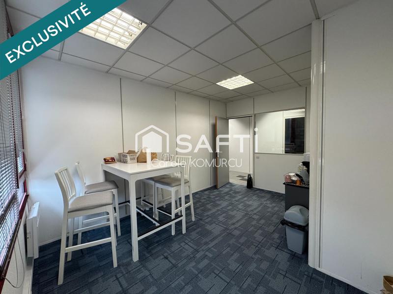 Bureau - 100 m² - 4 pièces