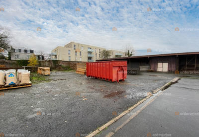 Local d'activité / Entrepôt - 600 m²
