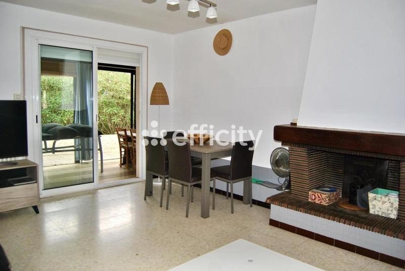 Villa - 100 m² - 5 pièces