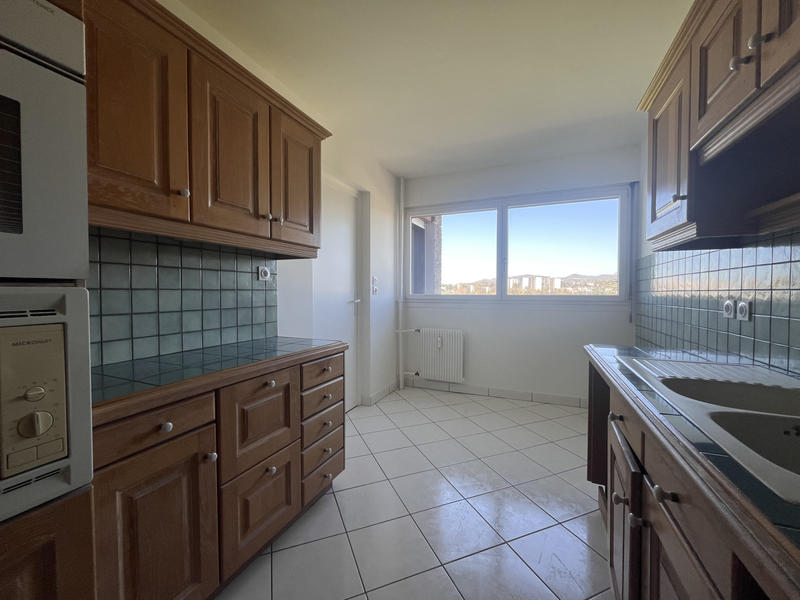 Appartement - 95 m² - 4 pièces