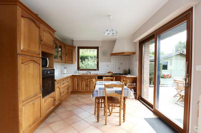 Pavillon - 145 m² - 6 pièces