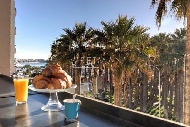 Appartement - 128 m² - 5 pièces