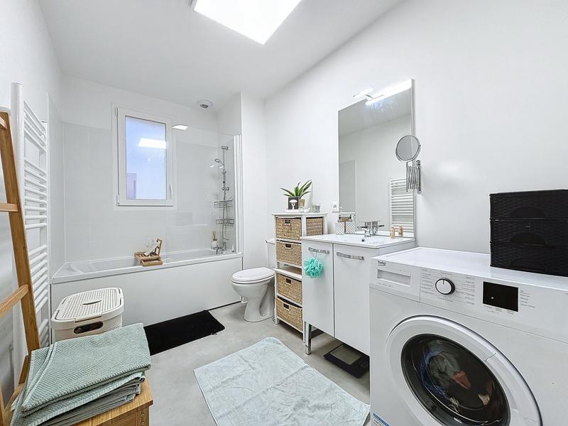 Maison - 85 m² - 4 pièces